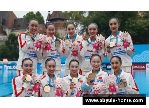 中国花样游泳夺世锦赛首金，中国女排不敌日本遭遇挫折