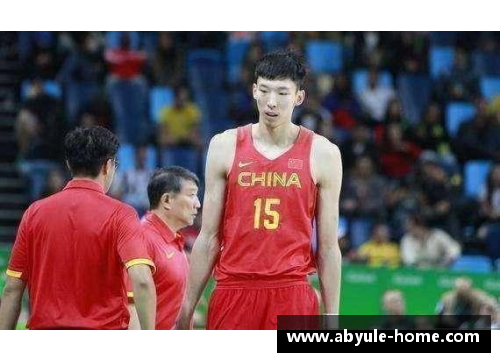 周琦加盟NBA豪门球队火箭，成为中国球员第一人